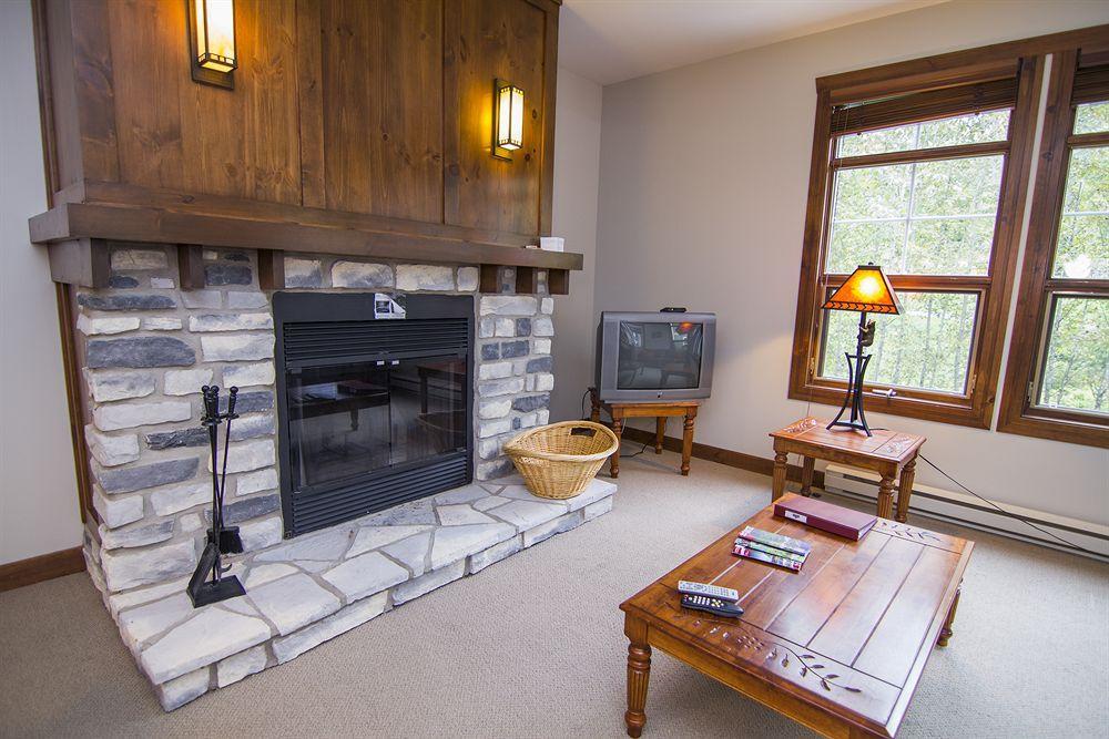Tremblant Les Eaux - Location Adp Apartment Mont-Tremblant Exterior photo